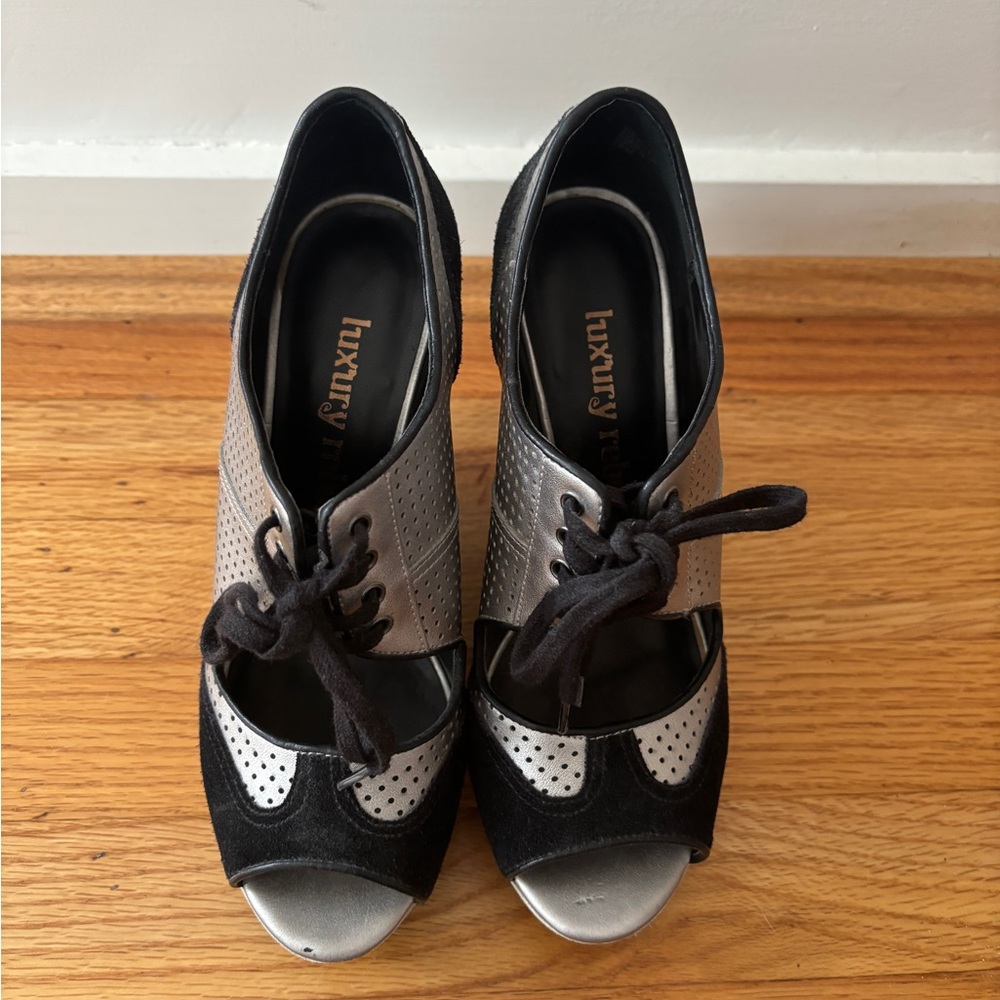 Luxury Rebel Black and Silver Peep-Toe Heels with Bow